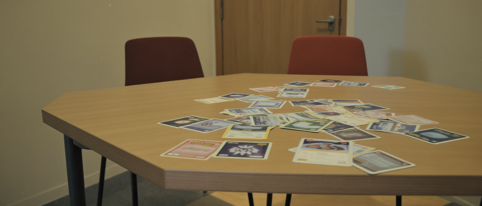 Collège de Paris : une nouvelle révélation surprenante dans l’affaire mystérieuse des cartes Pokémon